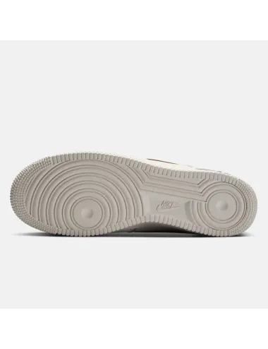 Nike | Air Force 1 ’07 LV8|  HQ2037-101