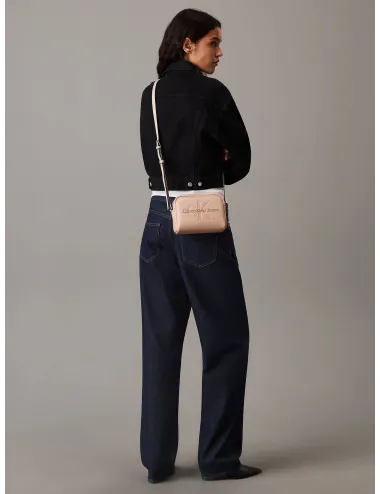 Calvin Klein | SCULPTED CAMERA BAG18 | K60K612220-0JX