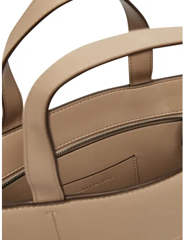Calvin Klein | BORSA SCULPTED MINI EW TOTE | LV04K3111G-PBF